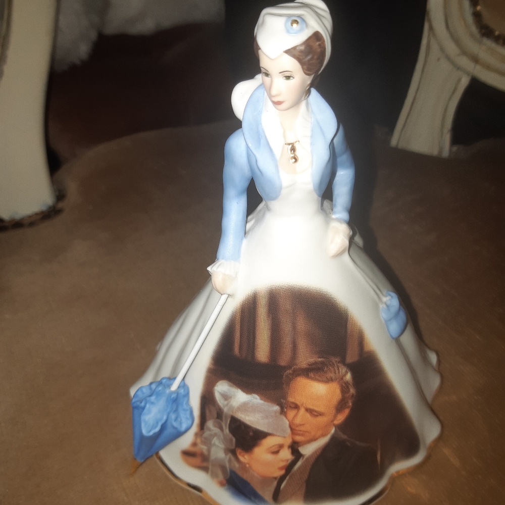 Bradford Exchange porcelain Gone with The Wind collectors figurine